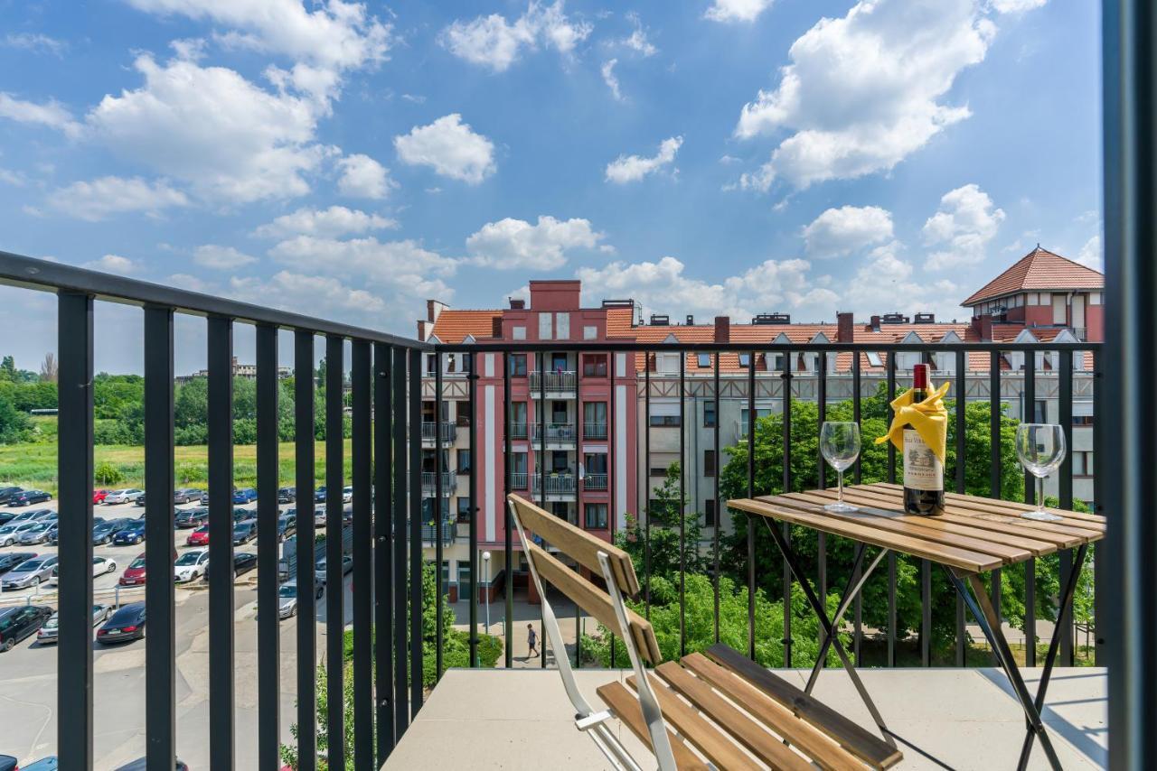Apartments City View Garbary By Noclegi Renters Poznań Zewnętrze zdjęcie