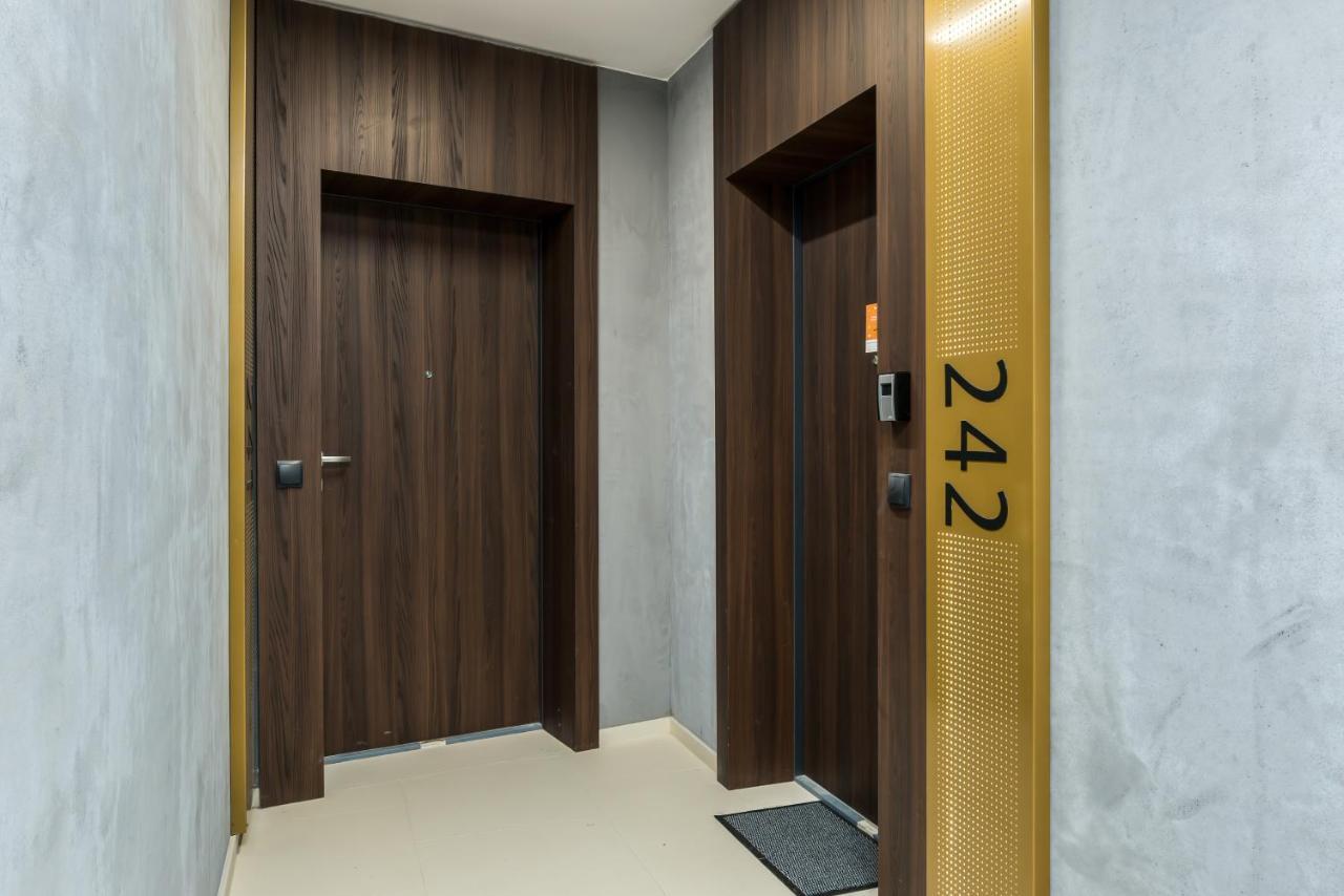 Apartments City View Garbary By Noclegi Renters Poznań Zewnętrze zdjęcie